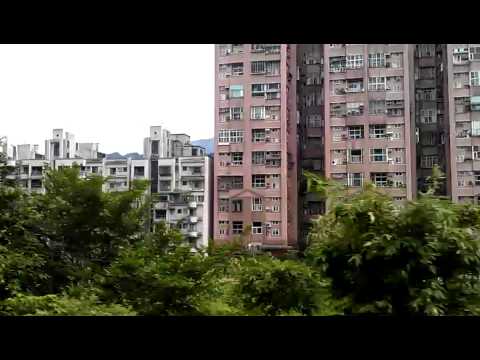 Da janela do trem em Taiwan - Taipei - Ruifang 03