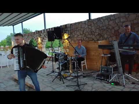 Nastap na svadba.4 Diplomatik Bend