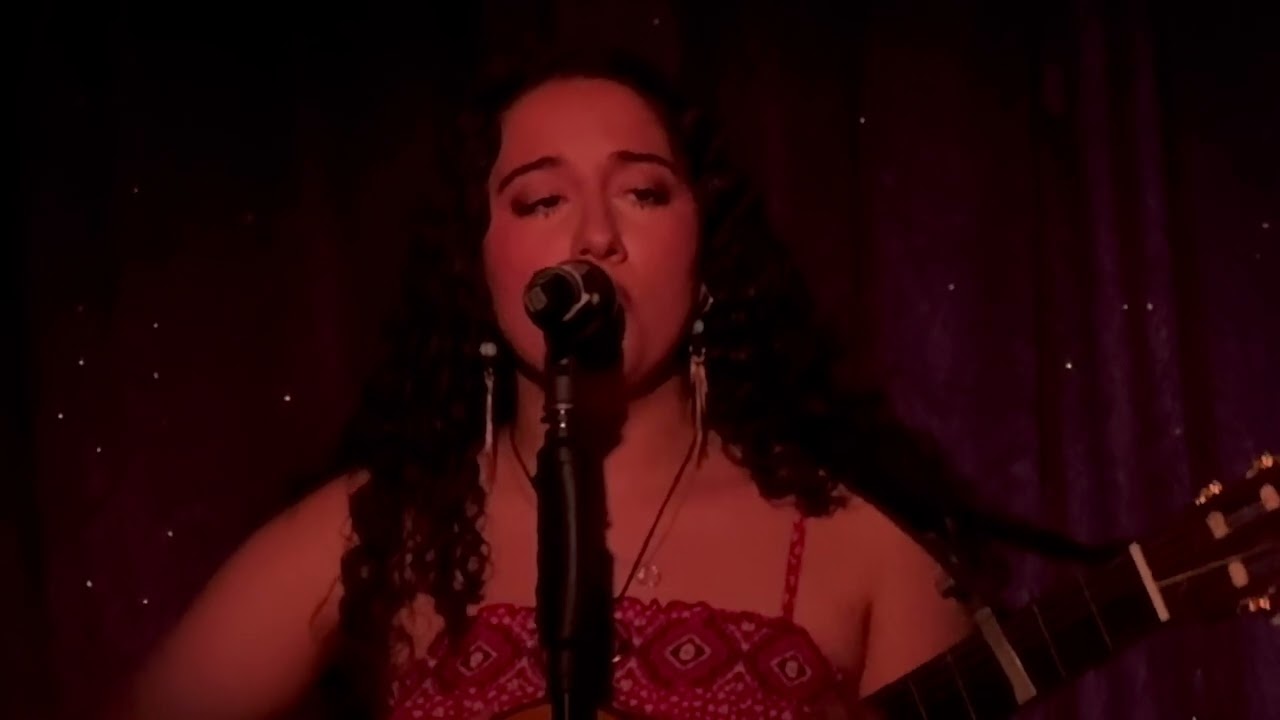 Promotional video thumbnail 1 for Sabrina Daysie