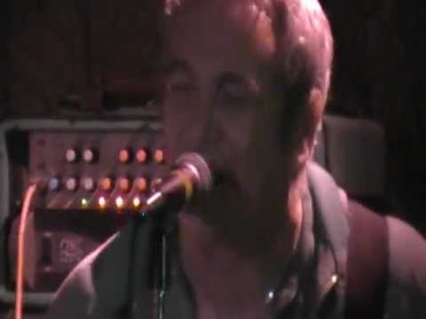 MIKE WATT AND THE MISSINGMEN