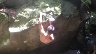 Video thumbnail de グルト, 初段 (7a+). 恵那・笠置山 (Ena Kasagiyama)