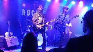 Jarkko Martikainen &amp; Luotetut Miehet/Silvia