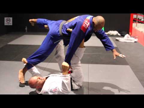 Lucio Rodrigues “Lagarto” shows closed guard sweep to Knee Bar with Igor Silva