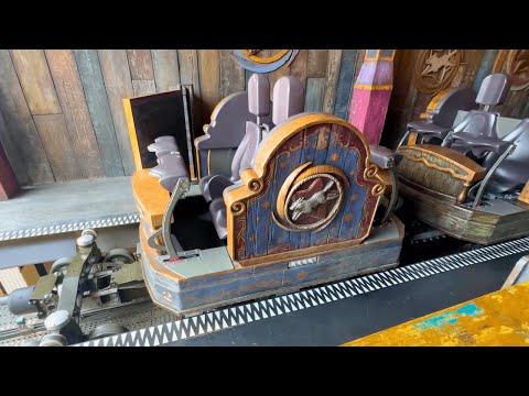 Front row point of view footage of Curse of the Werewolf