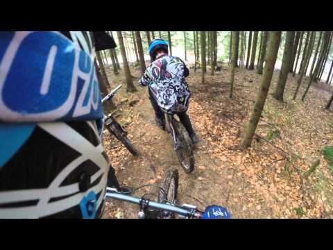 Downhill & freeride - Jazda za dažďa a frajer na záver Jakub