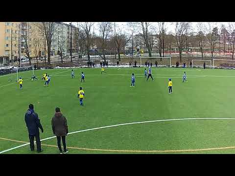 HJK 09 Sininen Vs Gnistan keltainen 24.03.18 Match 1