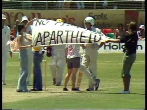 No Ties with Apartheid. 1st Match WSC Australia v WSC World XI @ Sydney   Jan 14-19, 1978