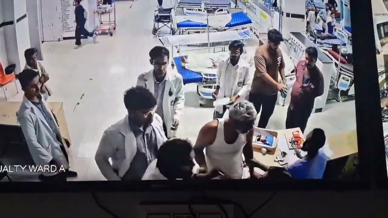 विदिशा मेडिकल कॉलेज में हंगामा, मरीज और उसके परिजनों ने ड्यूटी डॉक्टर को पीटा