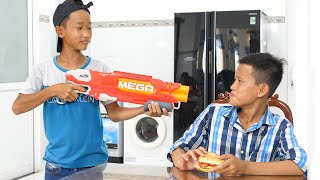 NERF GUN HAMBURGER FOOD BATTLE