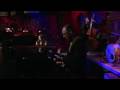 Norah Jones - Not Too Late [Live on The Late Show With David Letterman]