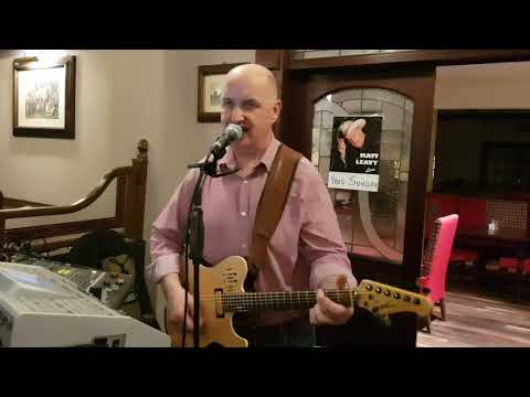 Matt Leavy singing Boston Rose in the Hunterstown Inn - 21st April 2019