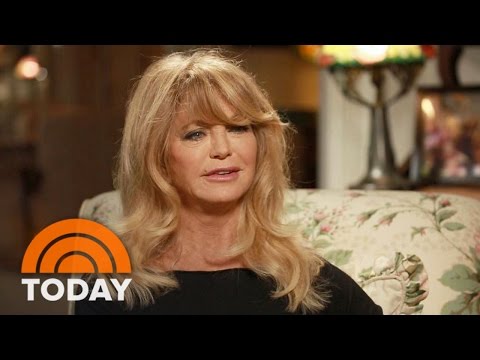 , title : 'Goldie Hawn: ’Mindfulness Is Being In The Moment’ | TODAY'