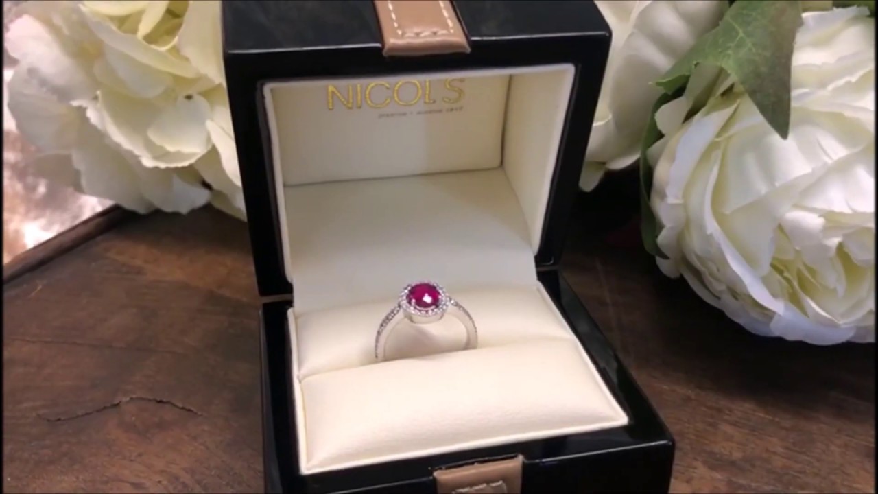 Watch COMO SE HACE el anillo de compromiso de rubí perfecto Now COMO SE HACE el anillo de compromiso de rubí perfecto