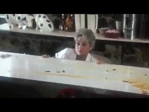 (No Holds Barred) Hulk Hogan vs The Robber's at The Restaurant's