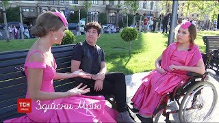 Катя Осадча прийшла на кінофестиваль "Молодість" зі своїм двійником