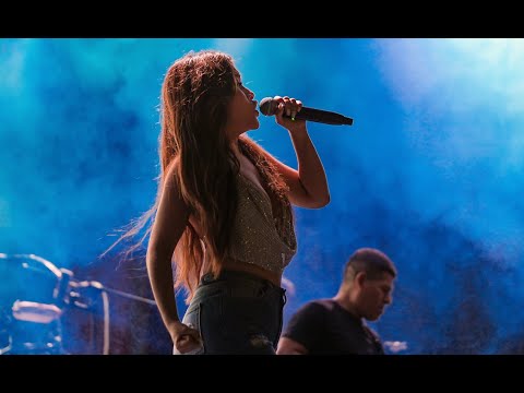 De mi Enamorate - Isaveli Laina (En vivo)