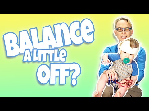 Baby Not Pulling to Stand Yet? Try Advanced Sitting Balance Reactions 👶🏻⚖️ | Pediatric PT #41