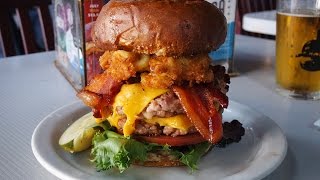 'Merica Burger 2.0 at Slater's 50/50 | The Burger Crawl - Ep. 26