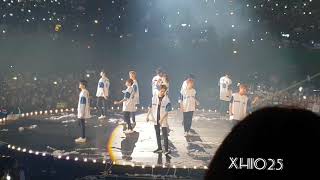 180825 Wanna One in Taiwan - Gold