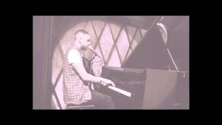 Mateo - How Good Is Your Love (live at Rockwood Music Hall)