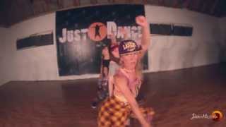 DANCEHALL RAGGA JAM  Cecile-Up on the Dancefloor by YULIAKA