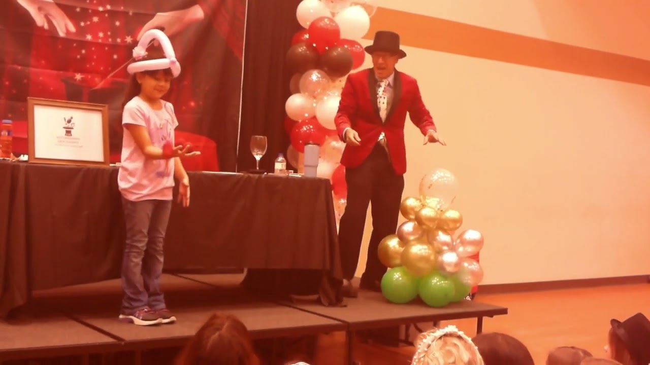 Promotional video thumbnail 1 for The Astonishing Houdanny: Nutrition Magician