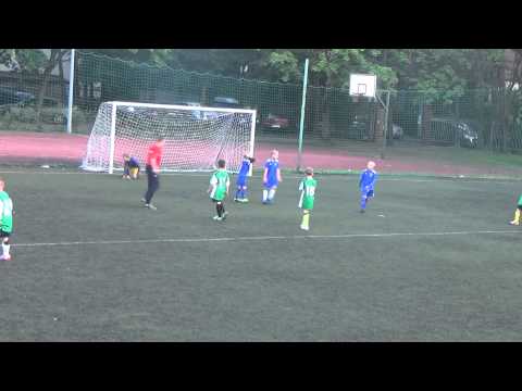 LIGA MAZOWIECKA FA PIASECZNO FC PUMA 10: 0 w tym siedem bramek Emila