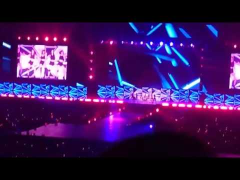 160717 Tiffany - I Just Wanna Dance @ SMTown in Osaka