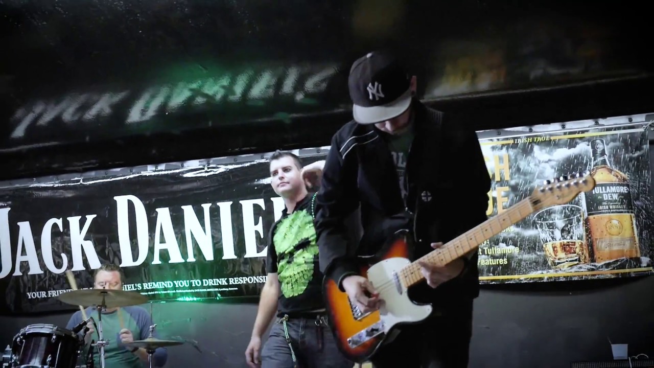 Hire Horseshoe Kitty Cover Band in Pensacola, Florida