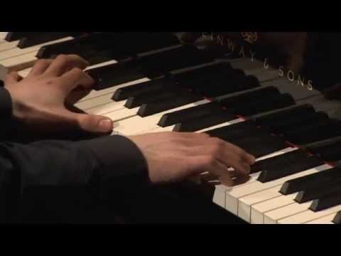 Vitaly Pisarenko plays Bach/Siloti - Prelude in B minor