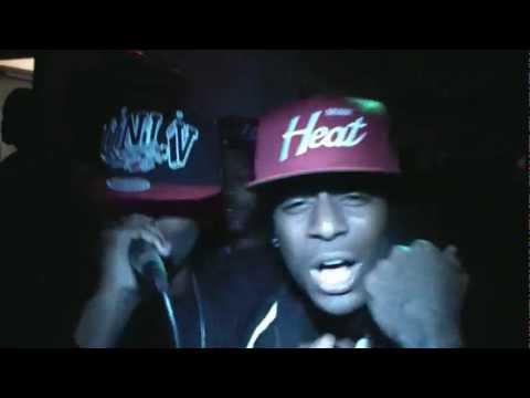 Coach Gang Money Performing "Feelin Myself" Live @ The Cameo