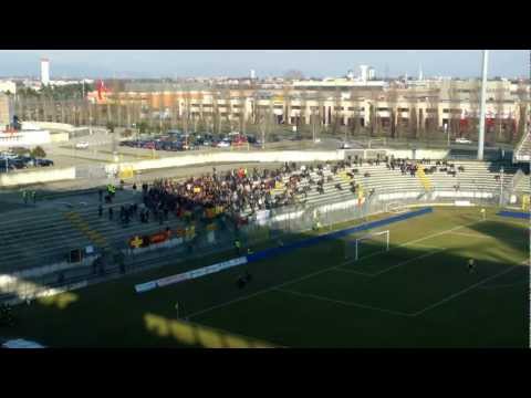 Tritium-Lecce 0-3: "Diffidati con noi" + "Non ci avrete come volete" + "Un gol"