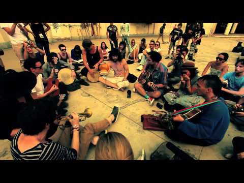 Edward Sharpe & The Magnetic Zeros - Wash Out in the Rain - Mexico City