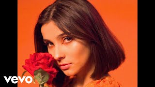 Carla Fernandes - Casual (Official Video)