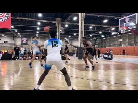 Chicago Hoops 16u vs CM3 17u clip 1
