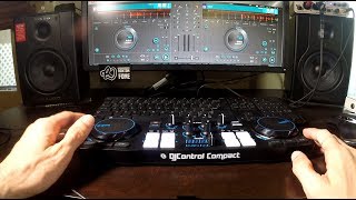 Video thumbnail for Hercules DJ Control Compact & Djuced 18 (Scratching + Samples) Quick Demo - I'm a Beginner by Roxton Fone