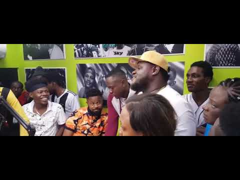 Fatt Le Sage vs H Taliban - Freestyle Batlle