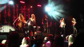 Ivi Adamou - All I Want for Christmas (Live at Stockholm Globe Arena)
