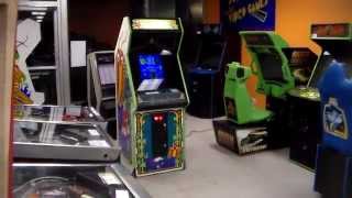 Atari's Millipede Arcade Machine - Classic sequel to Centipede!  One of the Most Beautiful Cabinets!