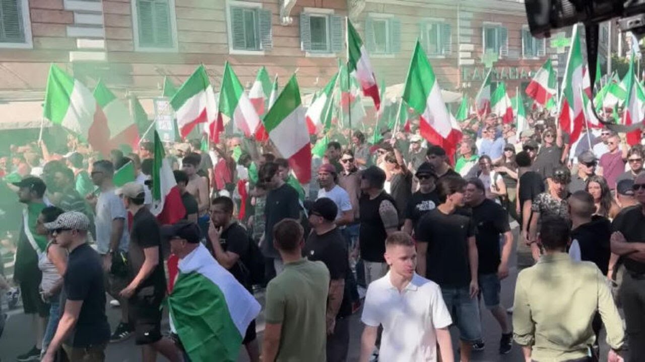 'Giornalista comunista', il coro al corteo per la Remigrazione a Roma