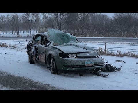 Snow creates travel hazard along Interstate 94 in Central, MN - 1/14/2018
