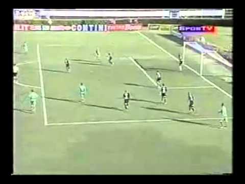 peruas x Guarani - gol de bicicleta de Edmílson