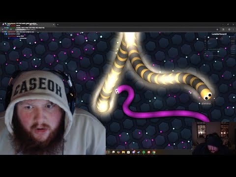 Caseoh Plays [Slither io]