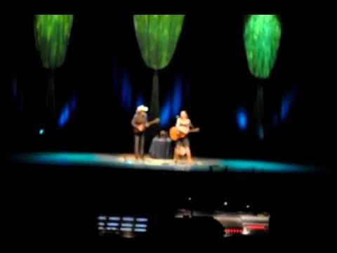 Gillian Welch and Dave Rawlings - Red Clay Halo (Live in Belfast, Ireland, Nov.2011)