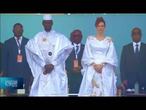 Sia Tolno & Black M- Hymne National de Guinée (Interprétation) 