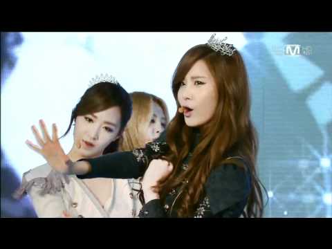 111103 SNSD-Gee+The Boys+Awards @Mnet  Style Icon Awards
