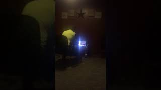 Alan Finley singing s Alan Finley singing somebody’s needin’ somebody