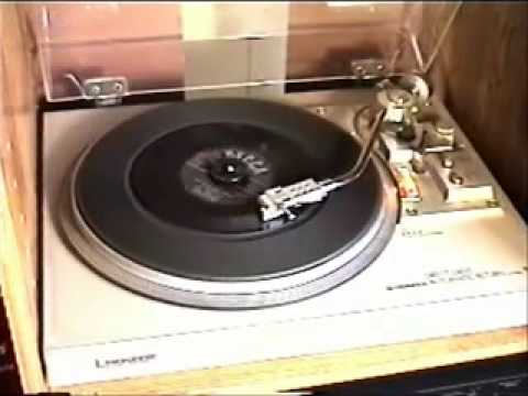 The Weavers - "On Top Of Old Smoky" (1951) - 45rpm