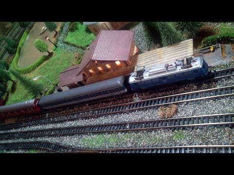 Modelleisenbahn Arnold Elektro Lok rapido E Lok E 10 232 der DB blau Maßstab 1 160 Spur N