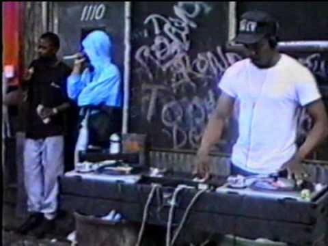 Biggie - 1991 - Live From Bedford-Stuyvesant Block Party [Brooklyn, NY] [Felix Montana Exclusive]